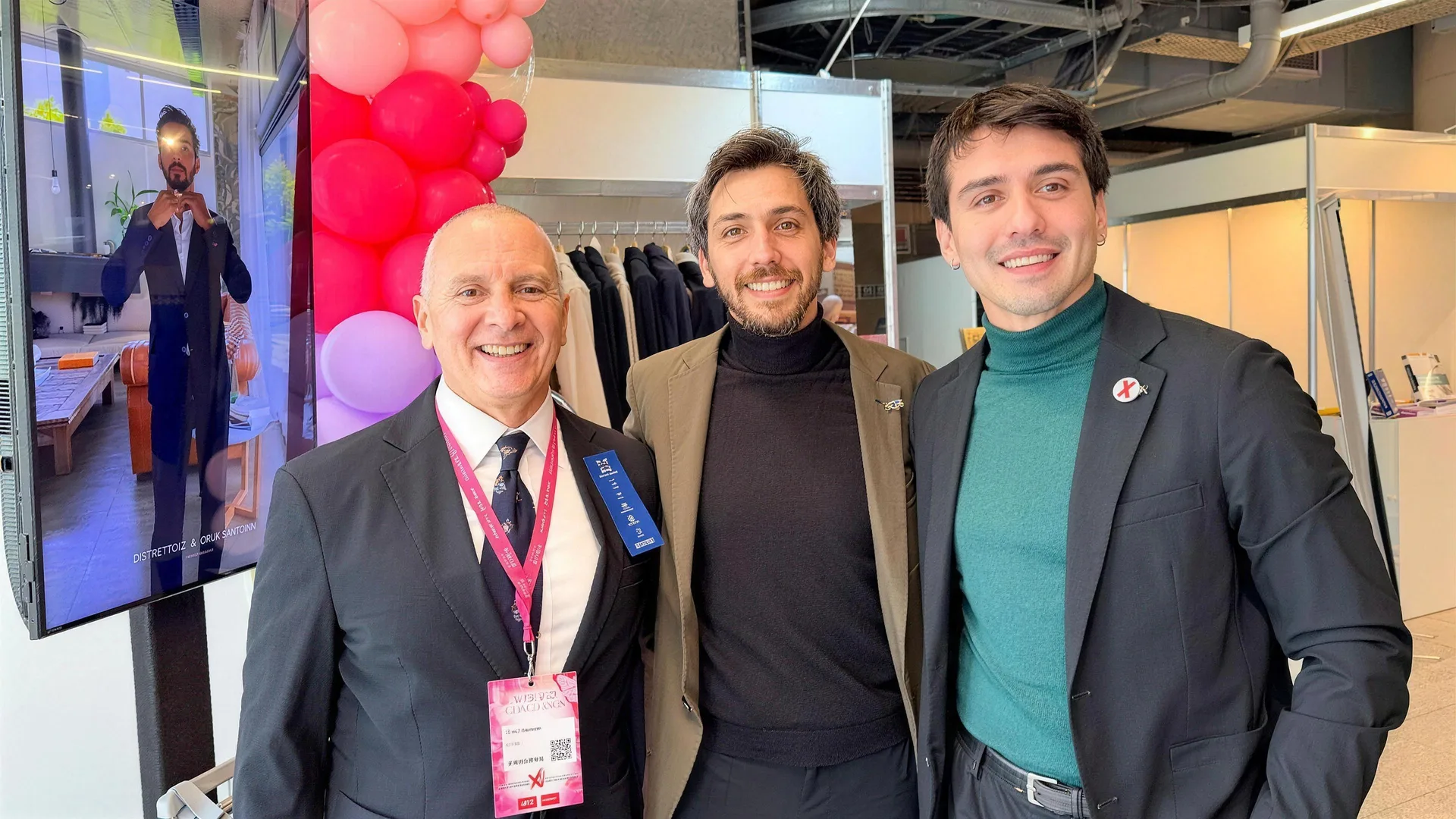 Pablo Daponte junto a Ignacio Agustín Lazarte y Luciano Guerson, socios de CRUX Sartorial, en FACO Extrema 2026